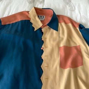 FINAL SALE FINAL PRICE New York - Medium- 100% silk tri color stylized beauty